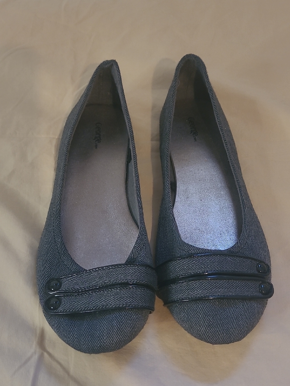 George Grey Women's Herringbone Ballet Flats - Classic Slip-On Style Size 9